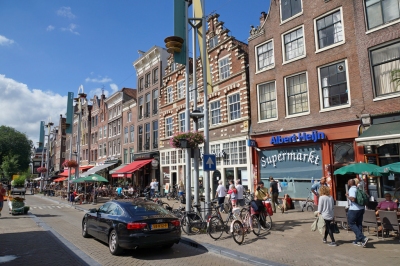 2013-08-07 08-09 Amsterdam 103 Nieuwmarkt (Allie_Caulfield)  [flickr.com]  CC BY 
Infos zur Lizenz unter 'Bildquellennachweis'