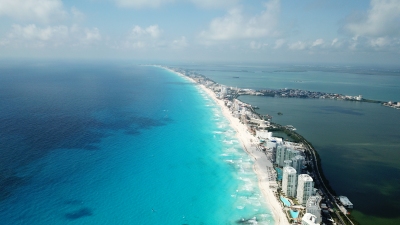 Blick über den Strand von Cancun (Daniel Lorig)  Copyright 
Infos zur Lizenz unter 'Bildquellennachweis'