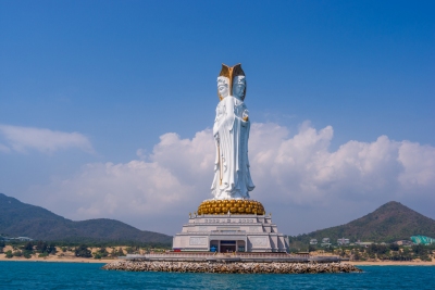 A Buddism godness Guanyin Bodhisattva of Hainan Sanya South China Sea (llee_wu)  [flickr.com]  CC BY-ND 
Infos zur Lizenz unter 'Bildquellennachweis'