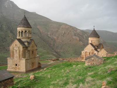 Armenia Monastyr' Noravank (Grigory Gusev)  [flickr.com]  CC BY-ND 
Infos zur Lizenz unter 'Bildquellennachweis'