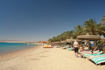 Beach @ Palm Royale Soma Bay, Egypt (Richard August)  [flickr.com]  CC BY-SA 
Infos zur Lizenz unter 'Bildquellennachweis'