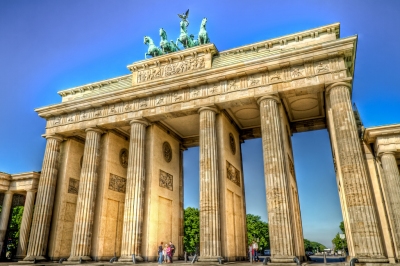 berlin :: brandenburger tor :: hdr (hjjanisch)  [flickr.com]  CC BY-ND 
Infos zur Lizenz unter 'Bildnachweis'