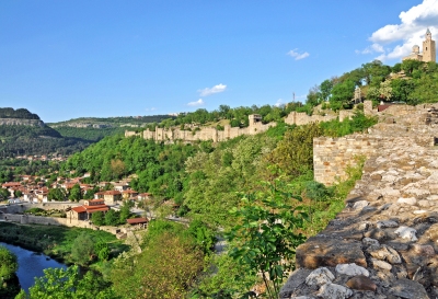 Bulgaria-1002 - Overlooks the Valley (Dennis Jarvis)  [flickr.com]  CC BY-SA 
Infos zur Lizenz unter 'Bildquellennachweis'