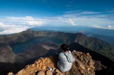 Climbing Journal Mount Rinjani package (Trekking Rinjani)  [flickr.com]  CC BY 
Infos zur Lizenz unter 'Bildquellennachweis'