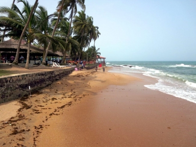 Coconut Grove Beach Resort (David Stanley)  [flickr.com]  CC BY 
Infos zur Lizenz unter 'Bildquellennachweis'