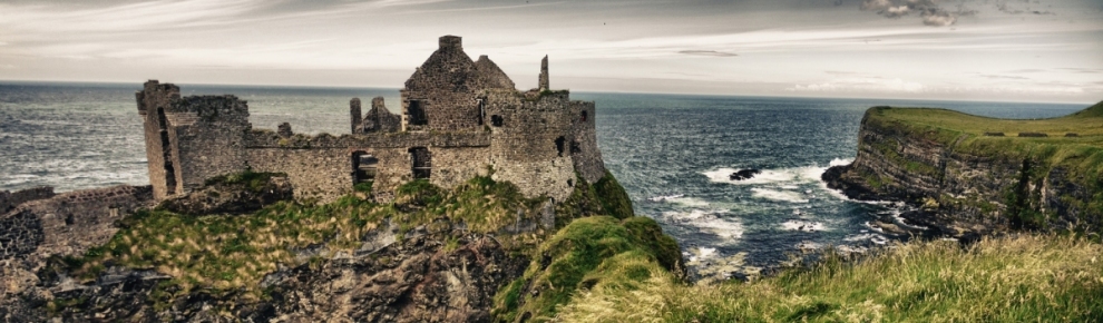 Dunluce Castle (Daragh Burns)  [flickr.com]  CC BY 
Infos zur Lizenz unter 'Bildquellennachweis'