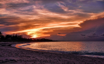 Eleuthera Sunset  explored 11-18-12 thank you! (Trish Hartmann)  [flickr.com]  CC BY 
Infos zur Lizenz unter 'Bildquellennachweis'