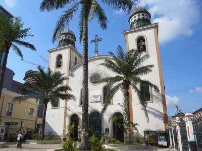 Igreja de Nossa Senhora dos Remédios (David Stanley)  [flickr.com]  CC BY 
Infos zur Lizenz unter 'Bildquellennachweis'