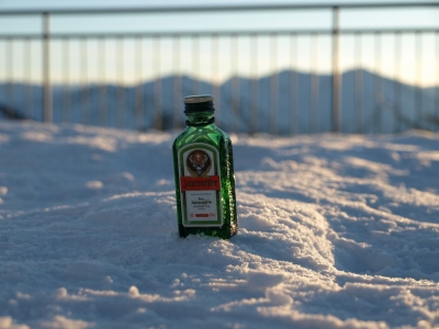 Jaegermeister at 2000m (Alex Healing)  [flickr.com]  CC BY 
Infos zur Lizenz unter 'Bildquellennachweis'