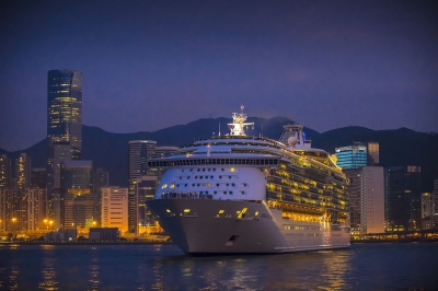 Kai Tak Cruise Terminal, Hong Kong (Roderick Eime)  [flickr.com]  CC BY 
Infos zur Lizenz unter 'Bildquellennachweis'