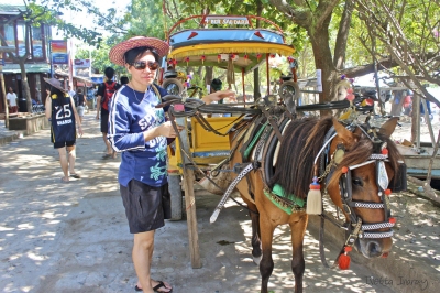 Lombok, Indonesia (Ivetta Inaray)  [flickr.com]  CC BY 
Infos zur Lizenz unter 'Bildquellennachweis'