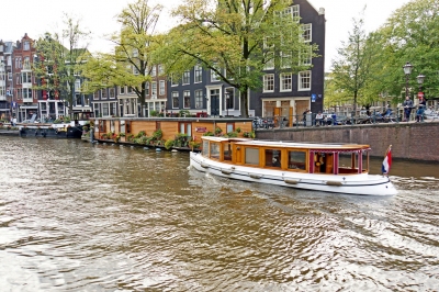 Netherlands-4481B - Boats of all Kinds (Dennis Jarvis)  [flickr.com]  CC BY-SA 
Infos zur Lizenz unter 'Bildquellennachweis'