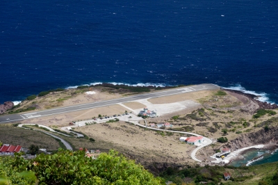 Saba Runway (killians_red)  [flickr.com]  CC BY 
Infos zur Lizenz unter 'Bildquellennachweis'