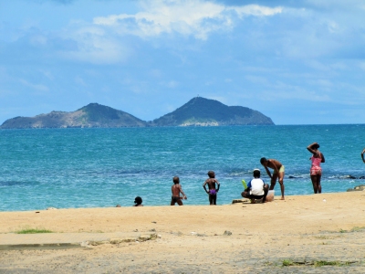 Sao Tome 17 (Chuck Moravec)  [flickr.com]  CC BY 
Infos zur Lizenz unter 'Bildquellennachweis'