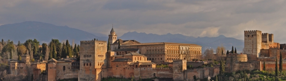 Spain - Andalucia - Granada - view of Alhambra (Harshil Shah)  [flickr.com]  CC BY-ND 
Infos zur Lizenz unter 'Bildquellennachweis'