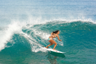 Surfing on the North Shore - near Sunset Beach (Daniel Ramirez)  [flickr.com]  CC BY 
Infos zur Lizenz unter 'Bildquellennachweis'