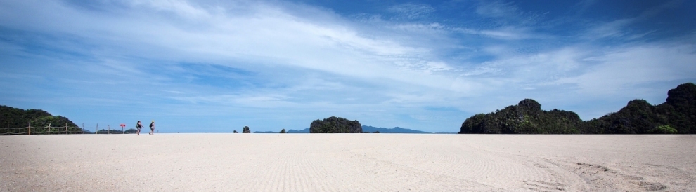 Tanjung Rhu Langkawi (akupunyahal)  [flickr.com]  CC BY-SA 
Infos zur Lizenz unter 'Bildquellennachweis'