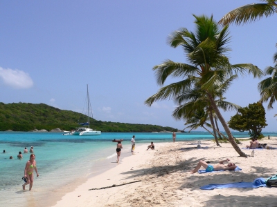 The Beach at Tobago Cays (Lee Coursey)  [flickr.com]  CC BY 
Infos zur Lizenz unter 'Bildquellennachweis'