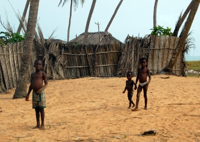 The Streets of Ouidah (Shubert Ciencia)  [flickr.com]  CC BY 
Infos zur Lizenz unter 'Bildquellennachweis'