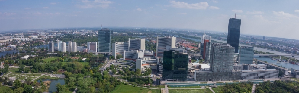 Vienna International Centre (Martin Dürr)  [flickr.com]  CC BY 
Infos zur Lizenz unter 'Bildquellennachweis'