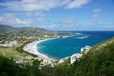 Viewpoint toward Nevis (Karen Blaha)  [flickr.com]  CC BY-SA 
Infos zur Lizenz unter 'Bildquellennachweis'